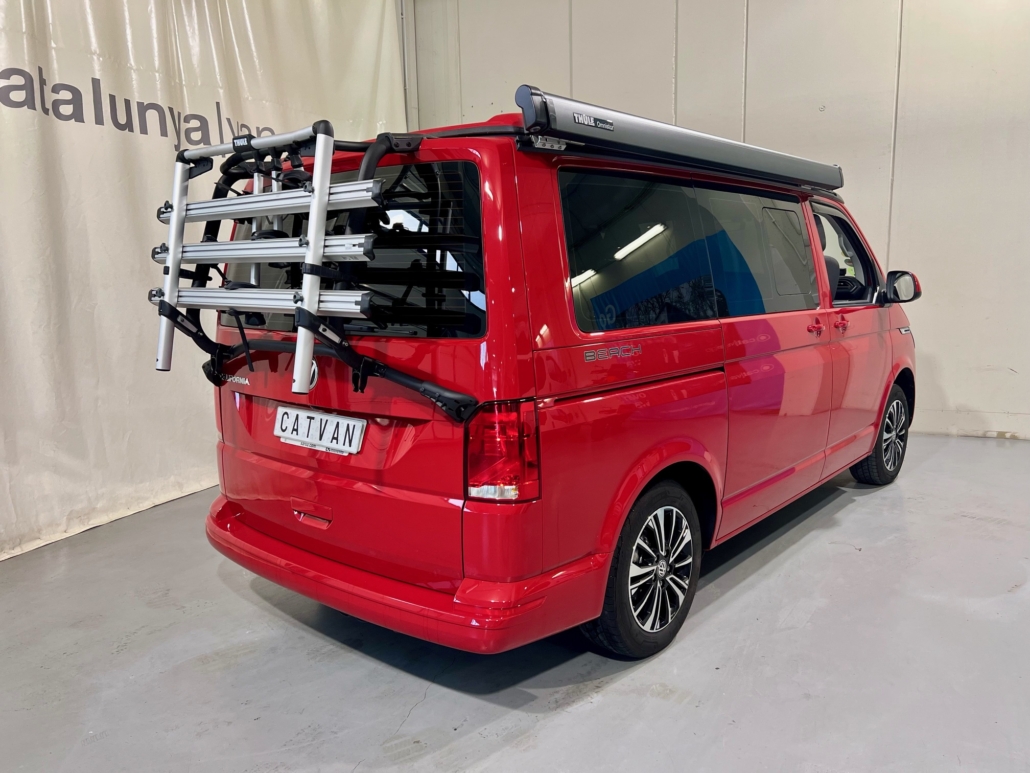 2153 VW CALIFORNIA BEACH CHERRY RED