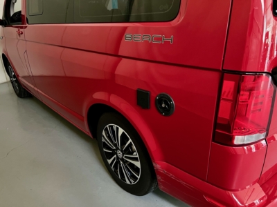 2153 VW CALIFORNIA BEACH CHERRY RED