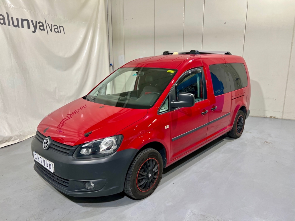 2174 VW CADDY ROJA