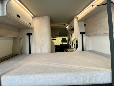 camper Volkswagen Crafter Julia Camper Yellowstone