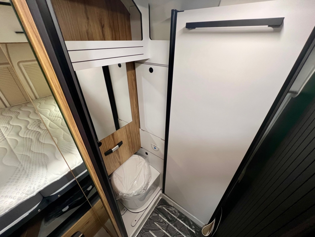 CAMPER KARMANN DEXTER 580 AUTOMATICA