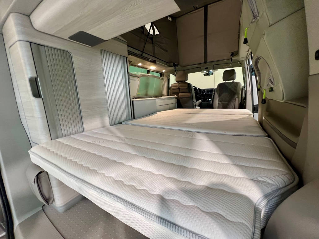 CAMPER VOLKSWAGEN CALIFORNIA COAST 4 MOTION DSG 204CV