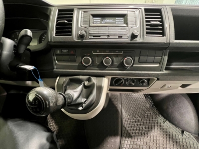 camper Volkswagen Transporter Kombi cat van Go 150cv