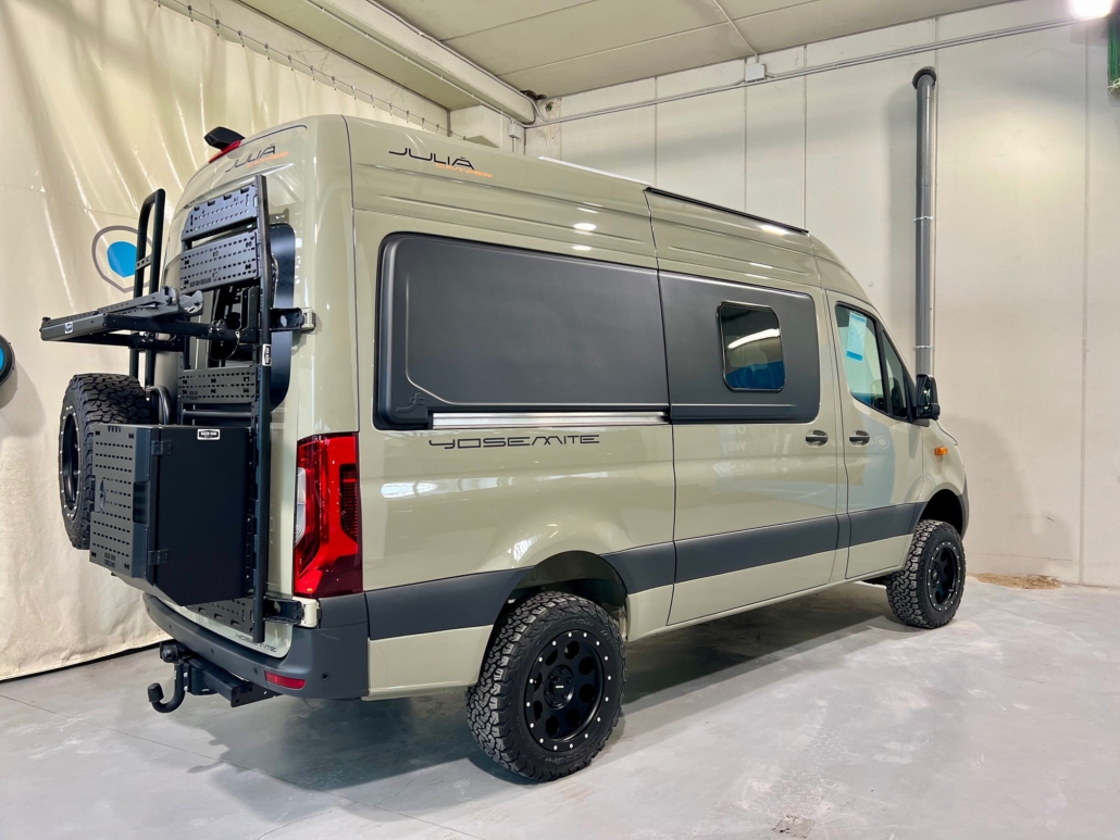 JULIÀ CAMPER YOSEMITE 4X4 GRIS MUSGO