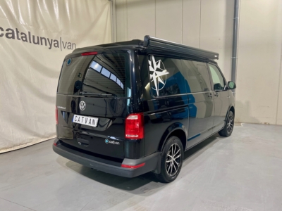 2298 VW CARAVELLE VIC 150 DSG NEGRA
