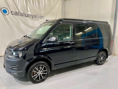 2298 VW CARAVELLE VIC 150 DSG NEGRA