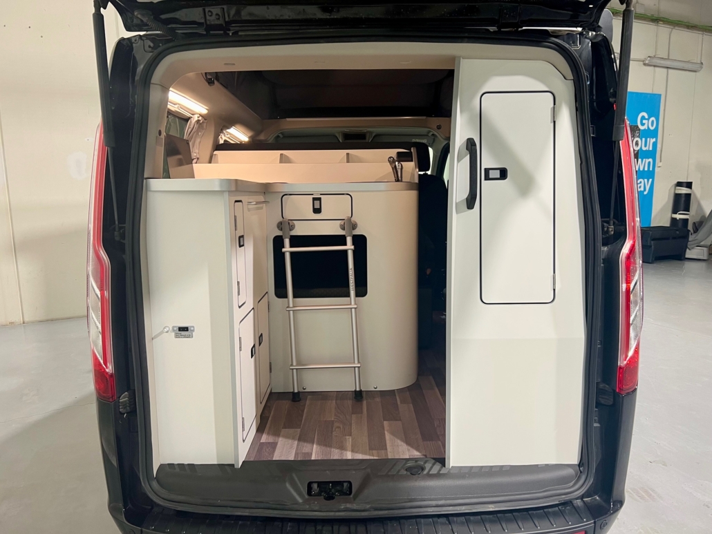 2299 NUGGET NEGRA OK